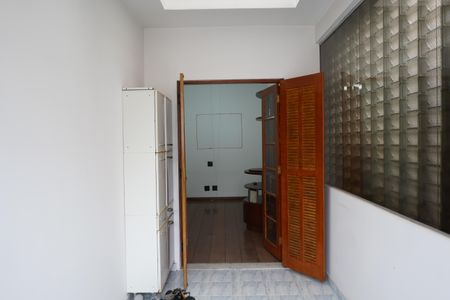 Casa à venda com 320m², 5 quartos e 3 vagasQuarto 1