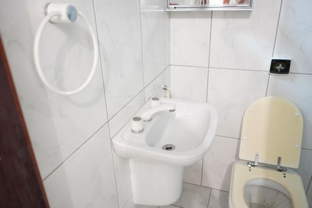 Casa à venda com 320m², 5 quartos e 3 vagasBanheiro da Suíte 4