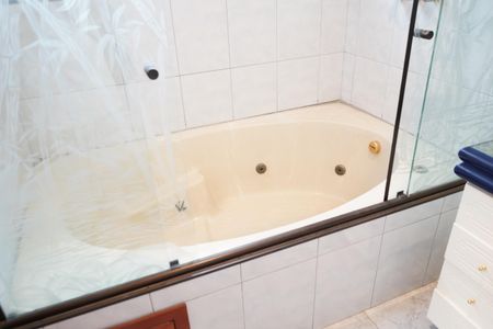 Casa à venda com 320m², 5 quartos e 3 vagasBanheiro da Suíte 1