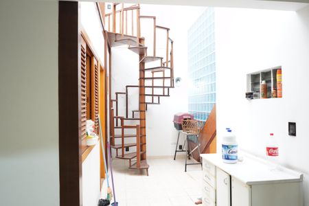 Casa à venda com 320m², 5 quartos e 3 vagasÁrea de Serviço 2