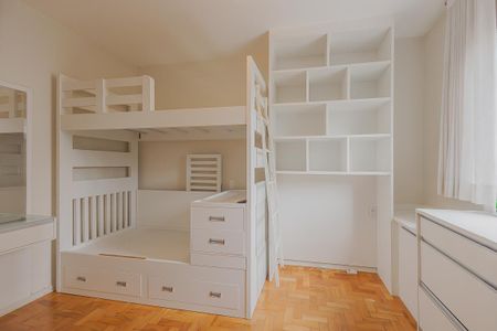Apartamento para alugar com 135m², 3 quartos e 1 vagaQuarto 1