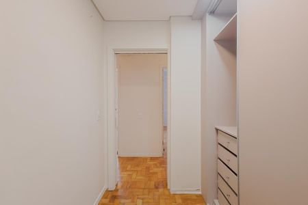 Apartamento para alugar com 135m², 3 quartos e 1 vagaCloset da suíte