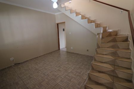 Casa à venda com 171m², 4 quartos e 3 vagasSala