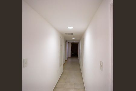 Apartamento à venda com 48m², 2 quartos e 1 vagaHall de entrada