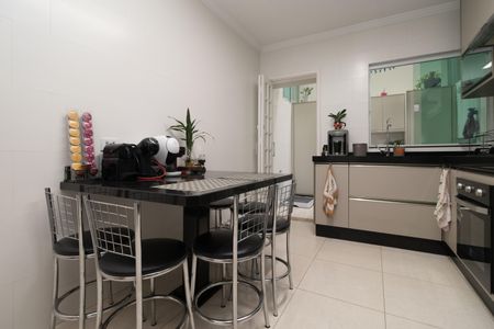 Casa de condomínio à venda com 60m², 2 quartos e 1 vagaCozinha