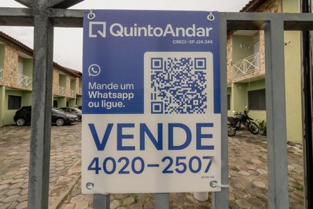 Casa de condomínio à venda com 60m², 2 quartos e 1 vagaPlaca instalada