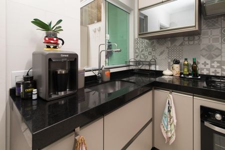 Casa de condomínio à venda com 60m², 2 quartos e 1 vagaCozinha