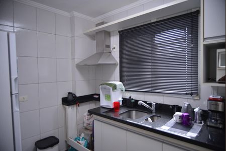 Apartamento à venda com 100m², 3 quartos e 2 vagasCozinha