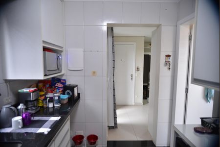 Apartamento à venda com 100m², 3 quartos e 2 vagasCozinha