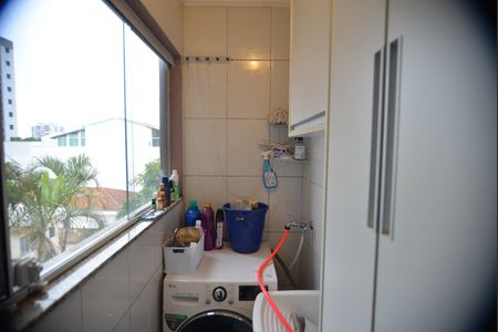 Apartamento à venda com 100m², 3 quartos e 2 vagasÁrea de Serviço