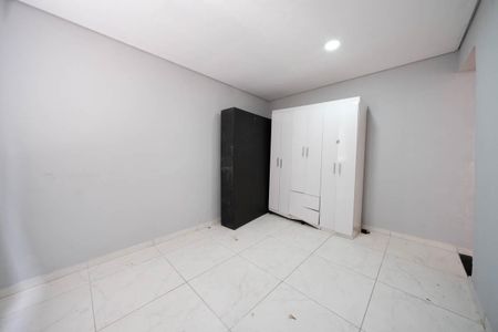 Quarto de casa à venda com 6 quartos, 55m² em Jardim Santo Onofre, São Paulo