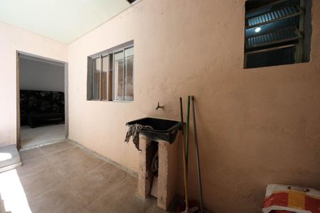 Casa à venda com 55m², 6 quartos e 2 vagasÁrea de Serviço