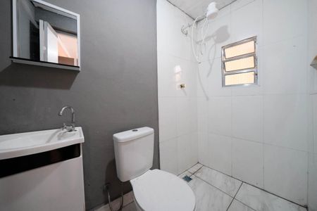 Banheiro de casa à venda com 6 quartos, 55m² em Jardim Santo Onofre, São Paulo
