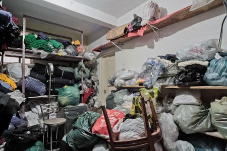 Casa à venda com 300m², 2 quartos e 2 vagasSalão