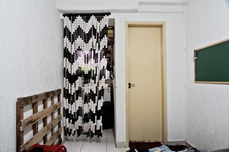 Casa à venda com 300m², 2 quartos e 2 vagasSala