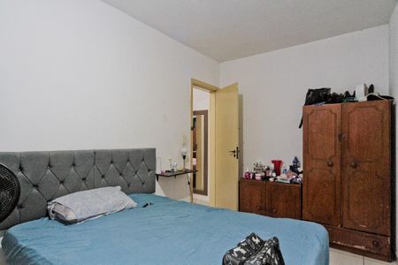 Casa à venda com 300m², 2 quartos e 2 vagasSuíte 2