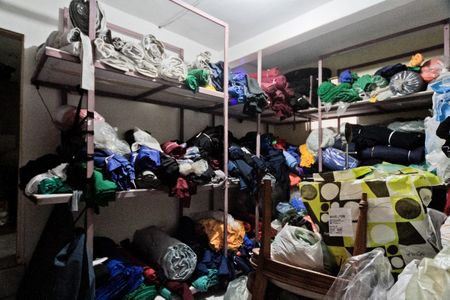 Casa à venda com 300m², 2 quartos e 2 vagasSalão