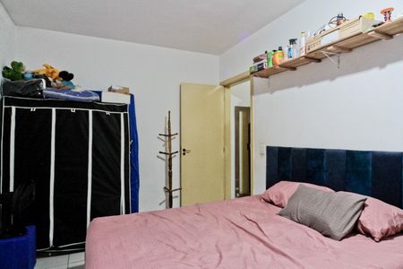 Casa à venda com 300m², 2 quartos e 2 vagasSuíte