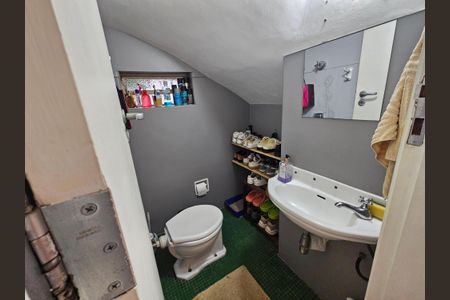 Casa à venda com 120m², 3 quartos e 4 vagas Casa à venda com 120m², 3 quartos e 4 vagasLavabo