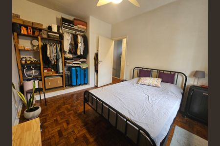 Casa à venda com 120m², 3 quartos e 4 vagas Casa à venda com 120m², 3 quartos e 4 vagasQuarto 2