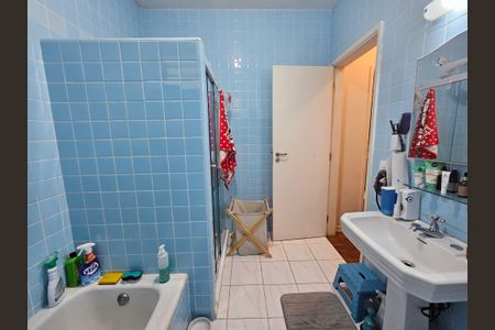 Casa à venda com 120m², 3 quartos e 4 vagas Casa à venda com 120m², 3 quartos e 4 vagasBanheiro