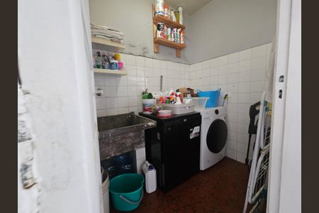 Casa à venda com 120m², 3 quartos e 4 vagas Casa à venda com 120m², 3 quartos e 4 vagasÁrea de Serviço