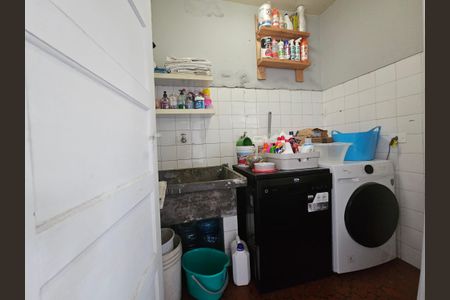 Casa à venda com 120m², 3 quartos e 4 vagas Casa à venda com 120m², 3 quartos e 4 vagasÁrea de Serviço