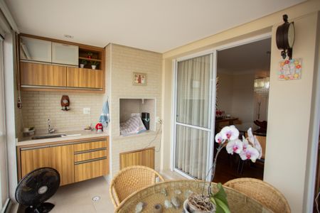 Apartamento à venda com 144m², 3 quartos e 2 vagasVARANDA DA SALA