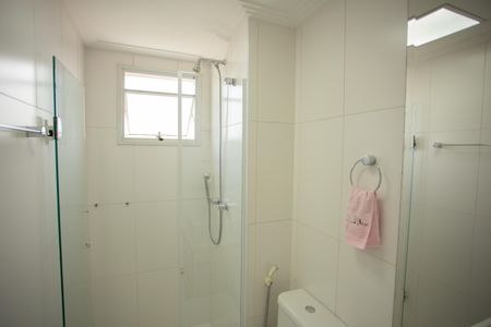 Apartamento à venda com 144m², 3 quartos e 2 vagasBANHEIRO SUÍTE 2