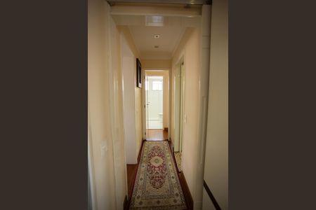 Apartamento à venda com 144m², 3 quartos e 2 vagasCORREDOR