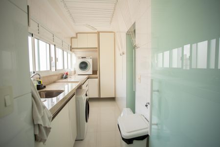 Apartamento à venda com 144m², 3 quartos e 2 vagasÁREA DE SERVIÇO