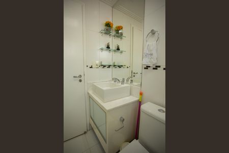 Apartamento à venda com 144m², 3 quartos e 2 vagasBANHEIRO SUÍTE 3