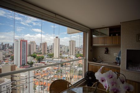 Apartamento à venda com 144m², 3 quartos e 2 vagasVARANDA DA SALA