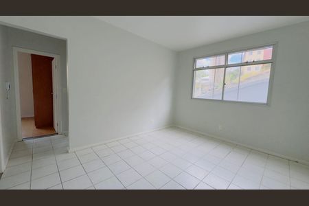 Sala de apartamento para alugar com 2 quartos, 67m² em Estoril, Belo Horizonte