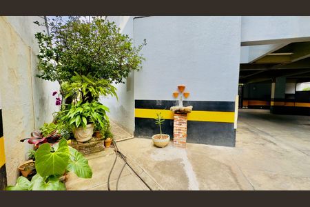 Cozinha de apartamento para alugar com 2 quartos, 67m² em Estoril, Belo Horizonte