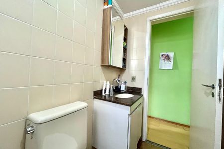 Apartamento à venda com 67m², 2 quartos e 2 vagasBanheiro Social