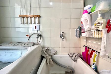 Apartamento à venda com 67m², 2 quartos e 2 vagasÁrea de Serviço