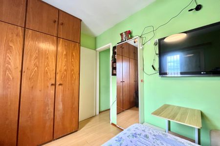 Apartamento à venda com 67m², 2 quartos e 2 vagasQuarto 2