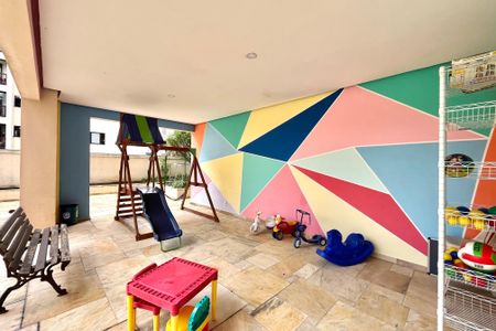 Apartamento à venda com 67m², 2 quartos e 2 vagasÁrea comum - Playground