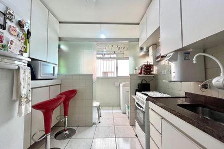 Apartamento à venda com 67m², 2 quartos e 2 vagasCozinha
