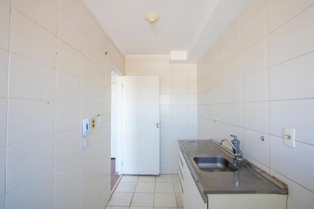 Apartamento à venda com 54m², 3 quartos e 1 vaga Apartamento à venda com 54m², 3 quartos e 1 vagaCozinha/Área de serviço