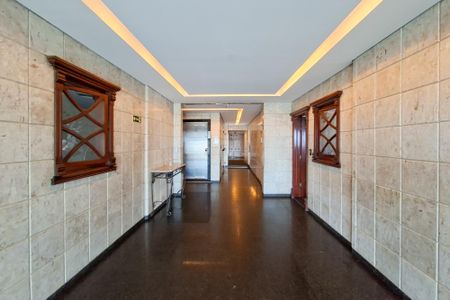 Apartamento para alugar com 120m², 3 quartos e 2 vagas Apartamento para alugar com 120m², 3 quartos e 2 vagasHall