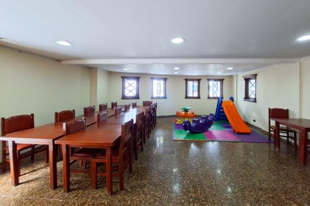 Apartamento para alugar com 120m², 3 quartos e 2 vagas Apartamento para alugar com 120m², 3 quartos e 2 vagasÁrea comum - Salão de festas