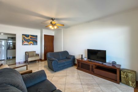 Apartamento para alugar com 120m², 3 quartos e 2 vagas Apartamento para alugar com 120m², 3 quartos e 2 vagasSala