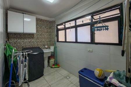 Apartamento para alugar com 120m², 3 quartos e 2 vagas Apartamento para alugar com 120m², 3 quartos e 2 vagasÁrea de Serviço