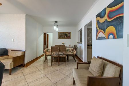 Apartamento para alugar com 120m², 3 quartos e 2 vagas Apartamento para alugar com 120m², 3 quartos e 2 vagasSala