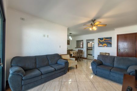 Apartamento para alugar com 120m², 3 quartos e 2 vagas Apartamento para alugar com 120m², 3 quartos e 2 vagasSala
