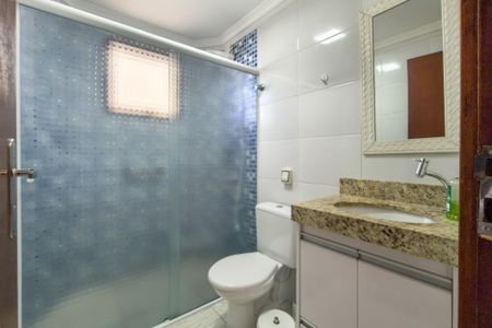 Apartamento para alugar com 120m², 3 quartos e 2 vagas Apartamento para alugar com 120m², 3 quartos e 2 vagasBanheiro da Suíte 1