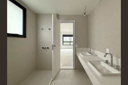 Apartamento à venda com 194m², 4 quartos e 3 vagasBanheiro Suíte 2