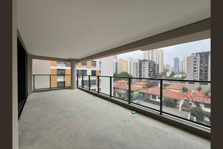 Apartamento à venda com 194m², 4 quartos e 3 vagasSacada